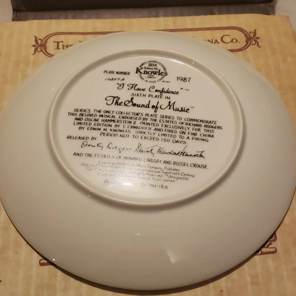 I HAVE CONFIDENCE-- THE SOUND OF MUSIC  COLLECTOR PLATE - Picture 5 of 6